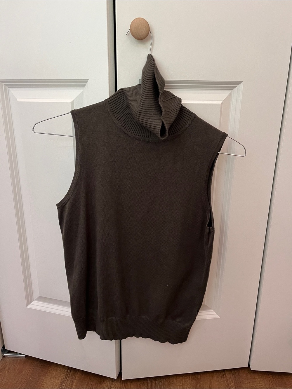 Sleeveless Turtleneck Sweater Vest - Olive Green